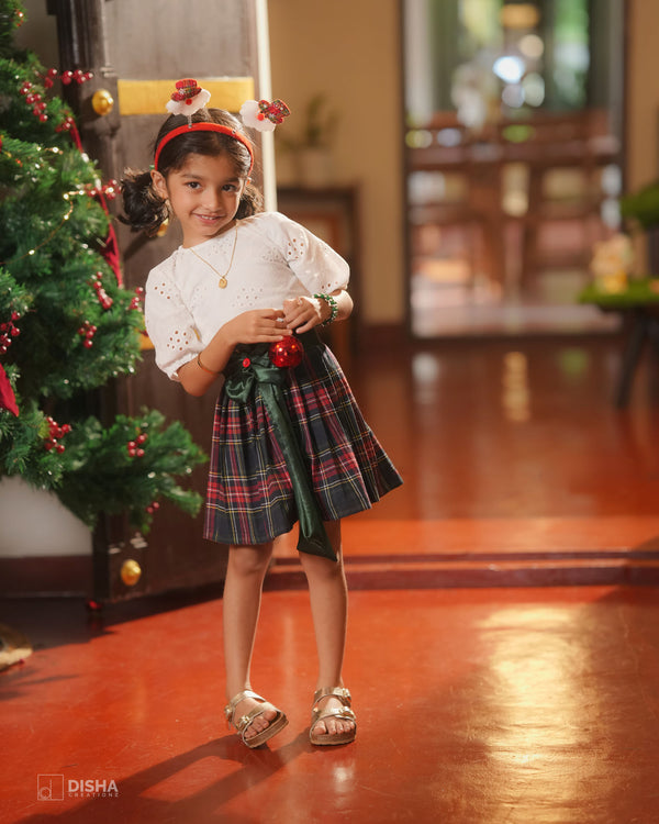 The Merry Plaid Ensemble