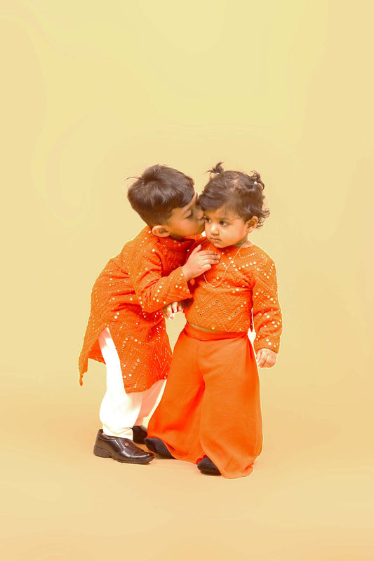 Dandiya Pair